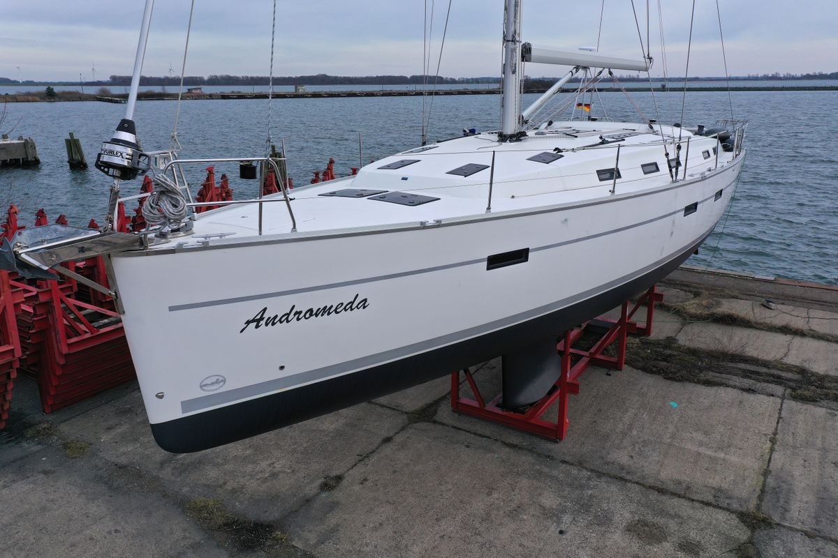 Andromeda Sailing Yacht Possibly Linked To Nord Stream Pipeline Sabotage