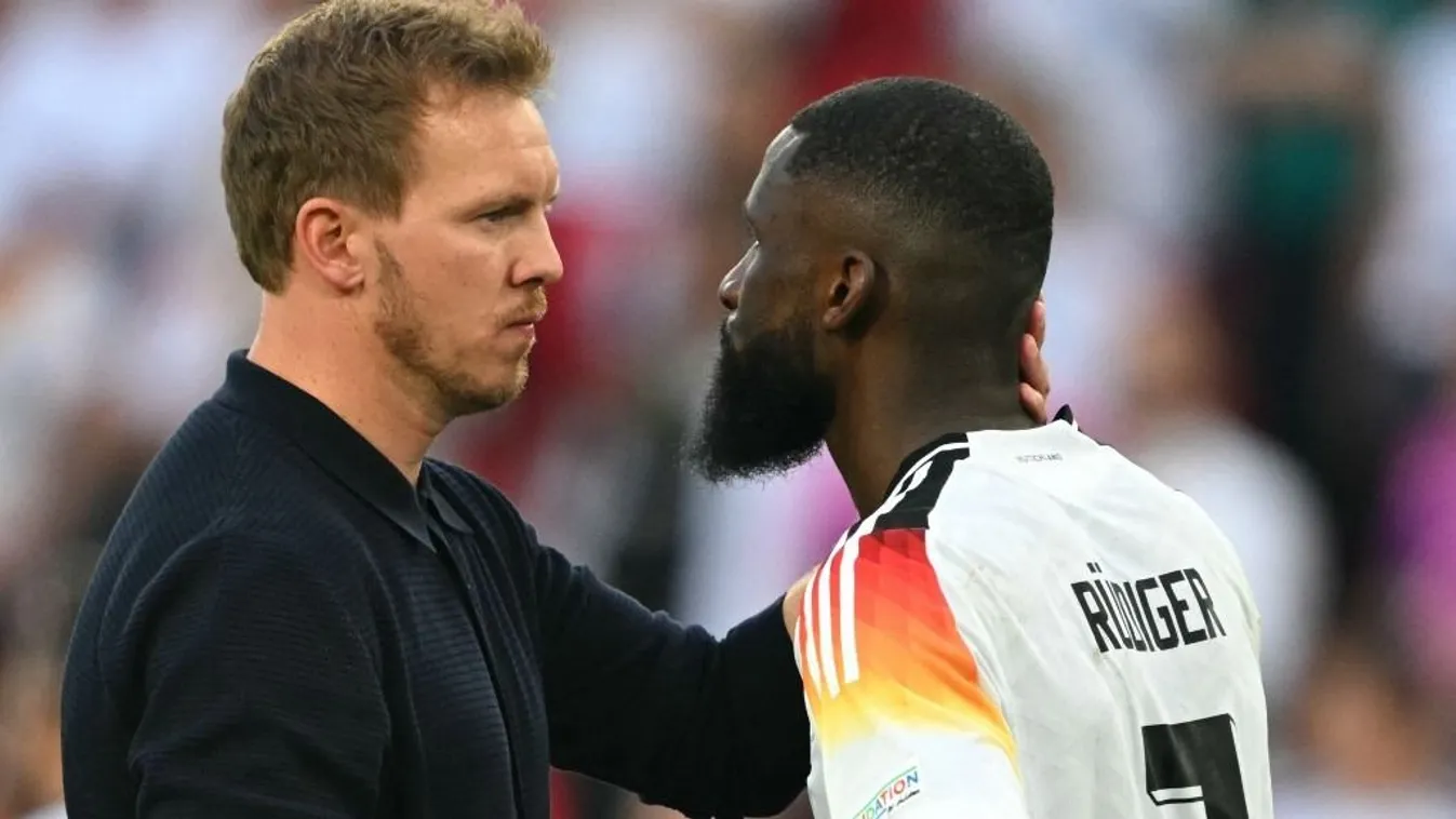 Julian Nagelsmann (balra) ezúttal pihenteti Antonio Rüdigert a magyar válogatott ellen