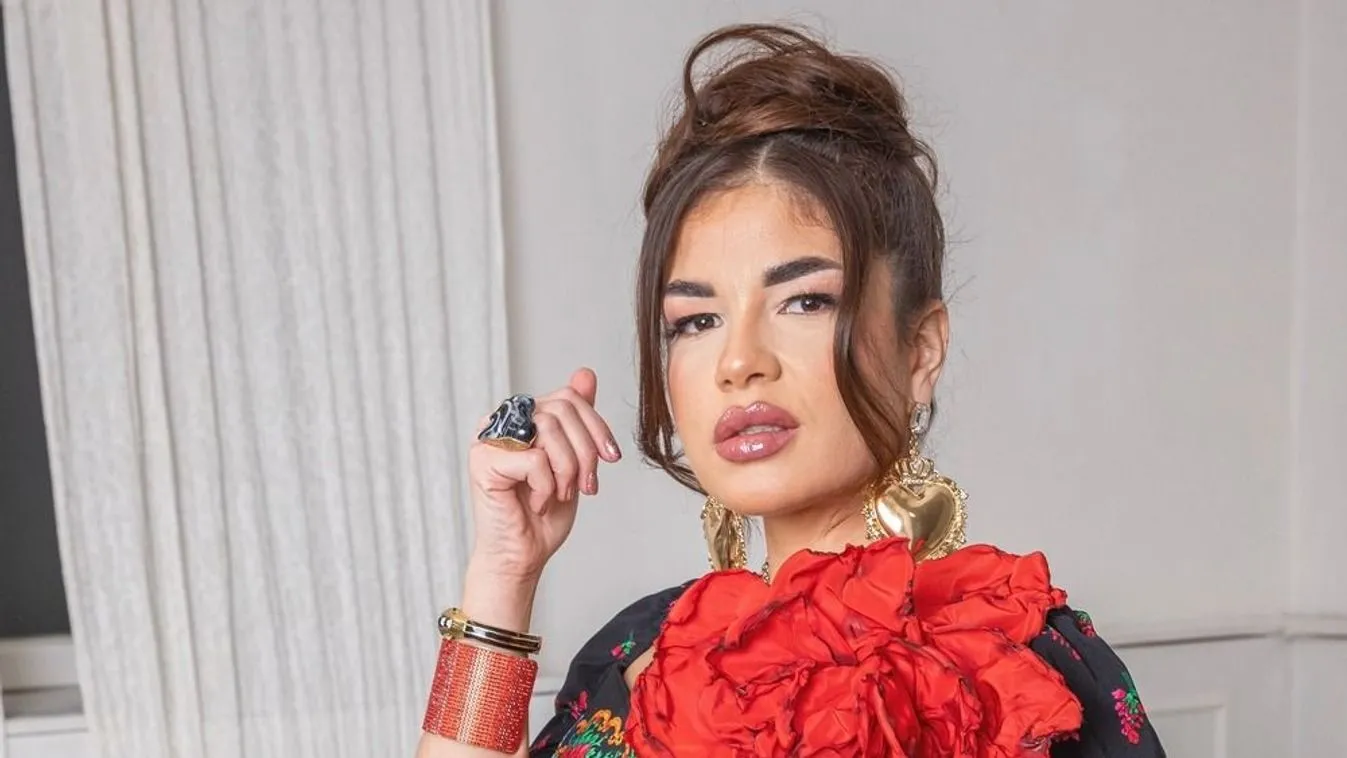 Összezavarta a rajongókat Gáspár Evelin szexi rosszalkodása