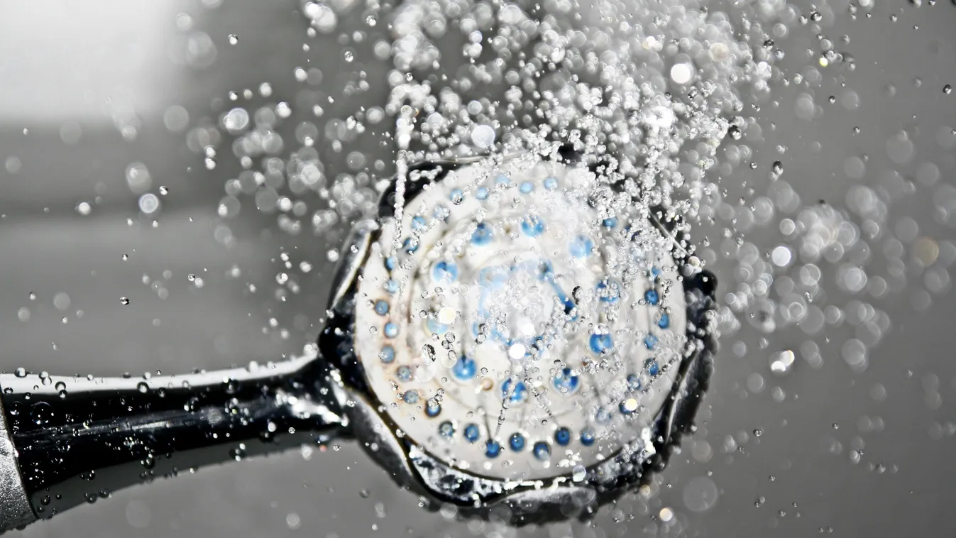 Kitört a vízpánik: tilos a csapból ivás és a zuhanyzás is