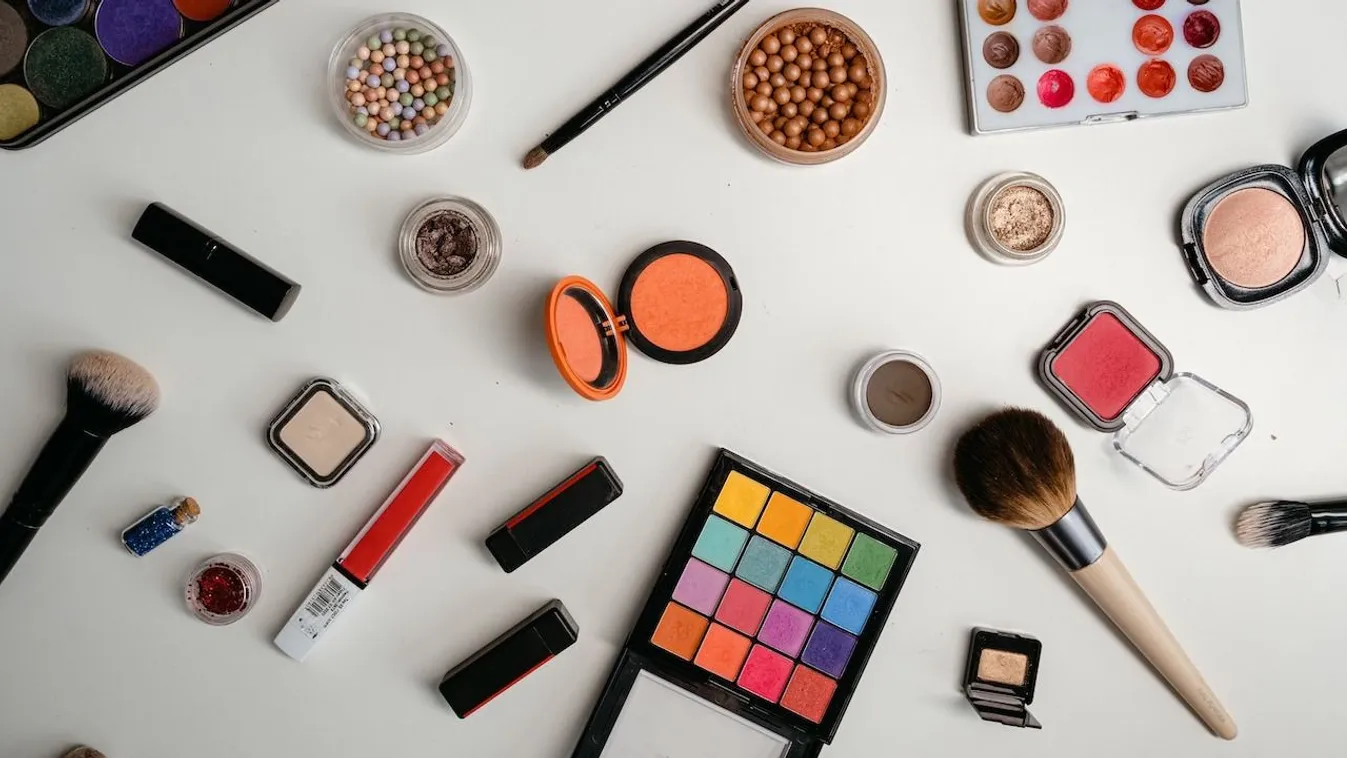 A 90-es évek szexszimbóluma egy napot sem öregedett