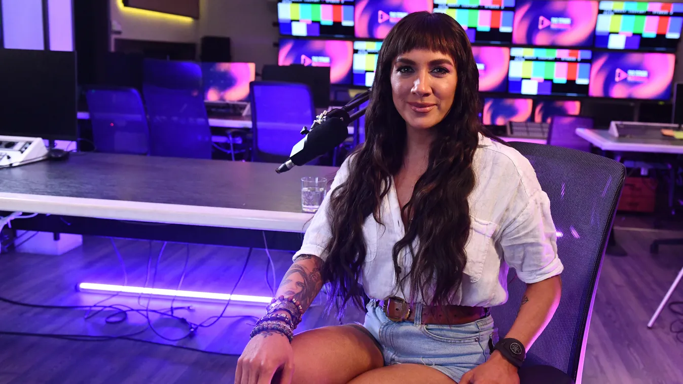 Meghatódva jelentette be Tóth Gabi, özönlenek a gratulációk