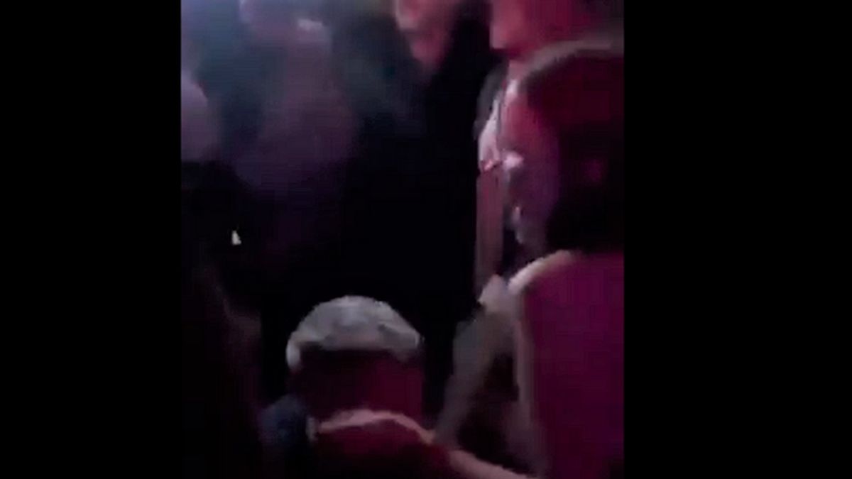 Megszólalt az áldozat: Többször is megütötte Magyar Péter, egy lány szoknyája alá pedig be akart nézni