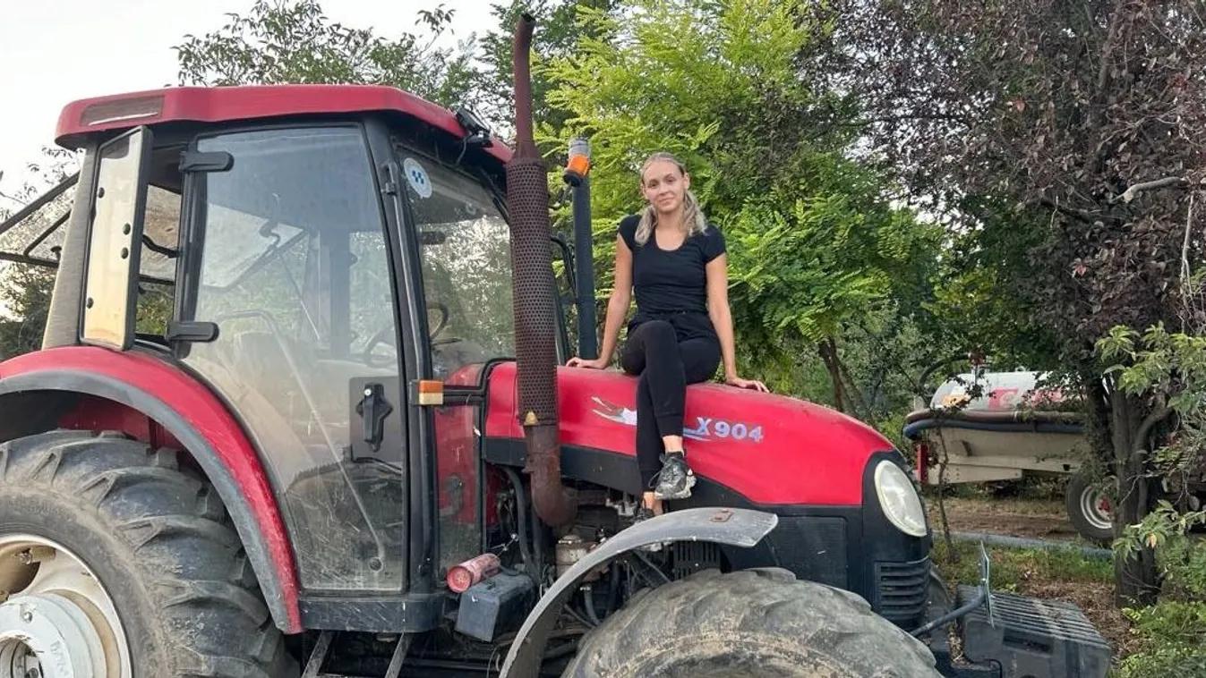 Traktort vezet és bálázik a csodaszép vajdasági lány, Imola