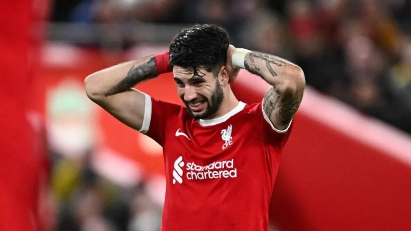 Keserű csalódás, Szoboszlait kitették a Liverpoolból