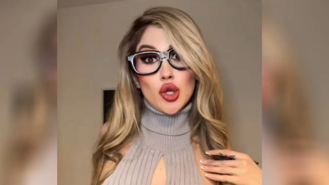 Szétnyílt a felső: semmi sem takarta a bombázó melleit