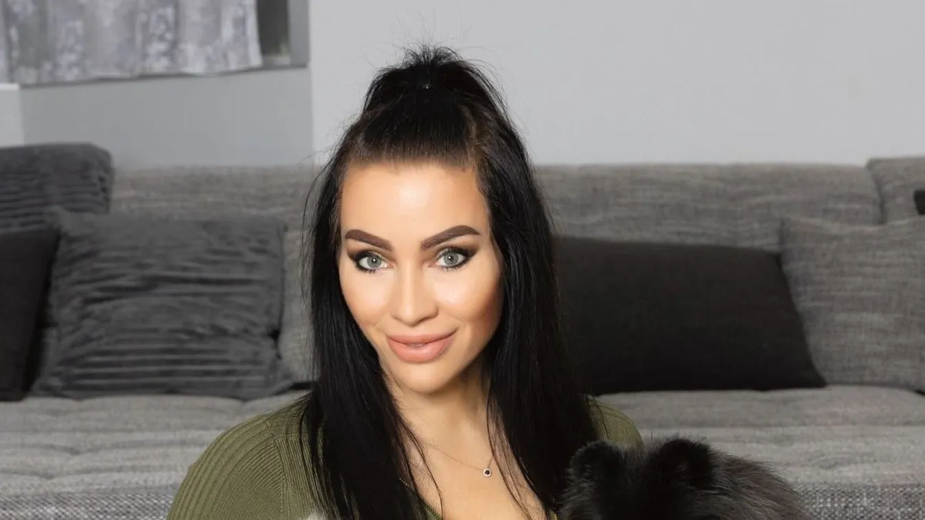 Szőke Barbie baba lett a népszerű DJ