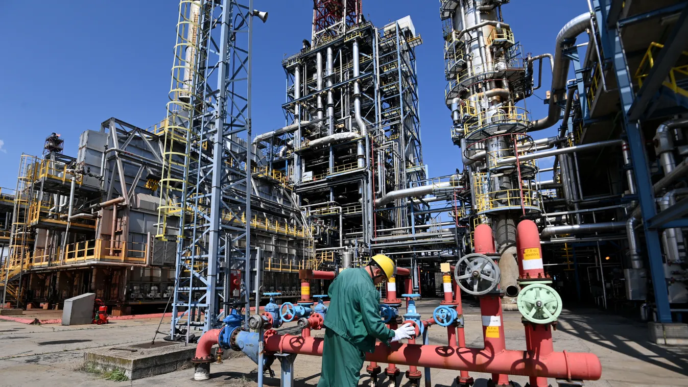 Brüsszel hagyná, hogy olaj nélkül maradjunk