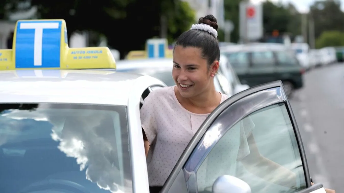 Így lehet jelentkezni az ingyenes jogosítványra