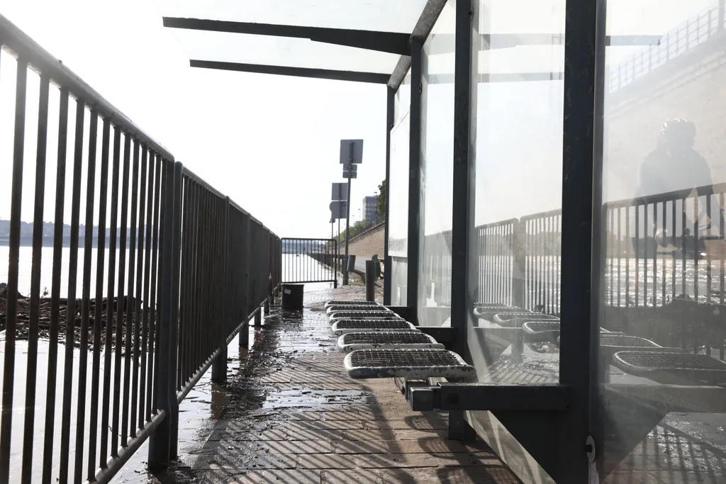  Budai rakpart egészen a Római partig