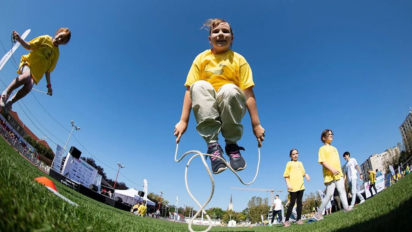 Több százezer tanuló mozog majd együtt idén is