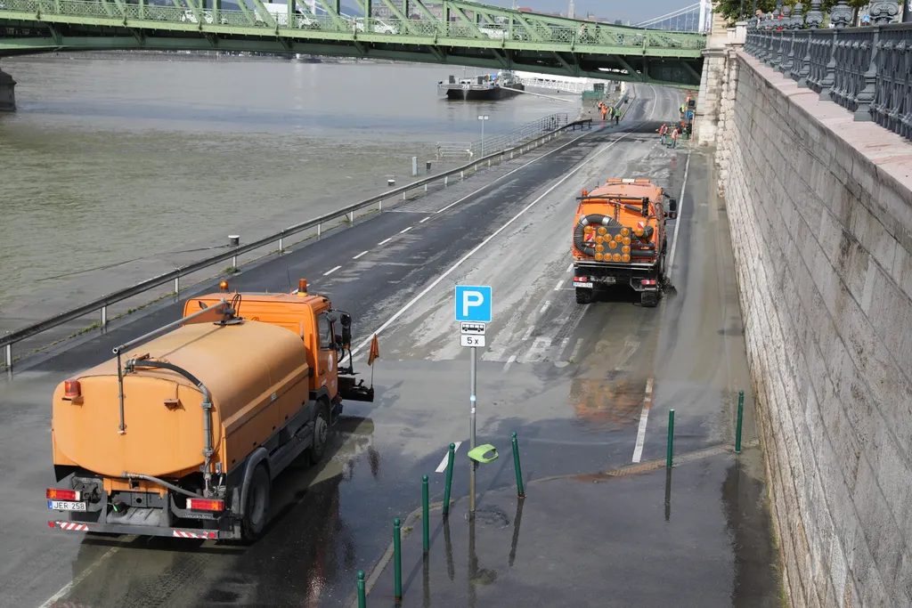 2024_09_24_Árvíz_takarítás_KD