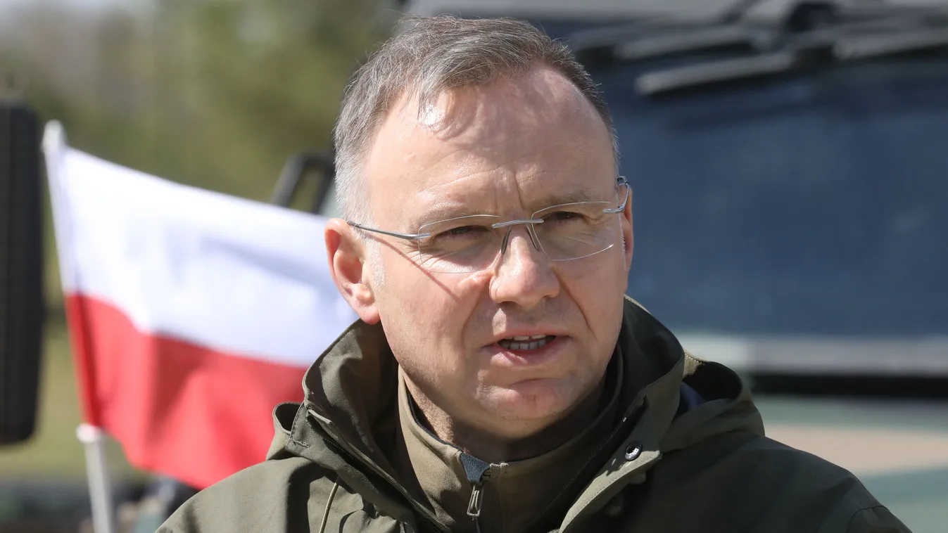 Disznózás miatt beperelték a lengyel elnököt