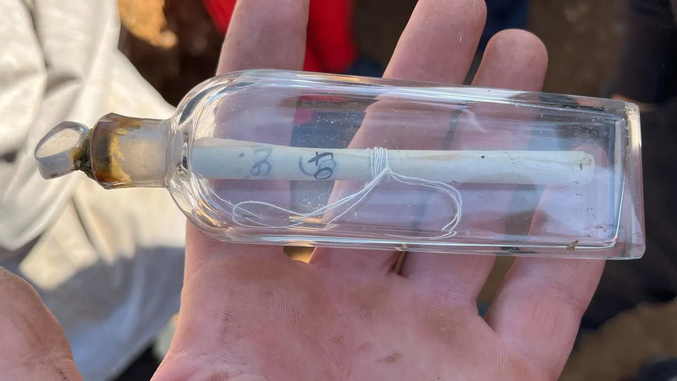 200 éves palackpostát találtak, elképesztő, mi állt benne