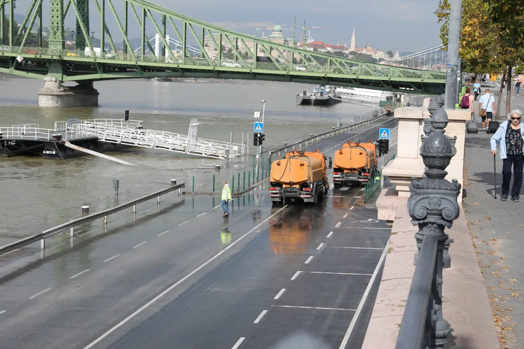 2024_09_24_Árvíz_takarítás_KD