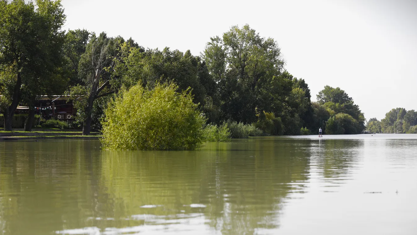 Szétszakíthatja az árvíz a szigeten élő magyar családot