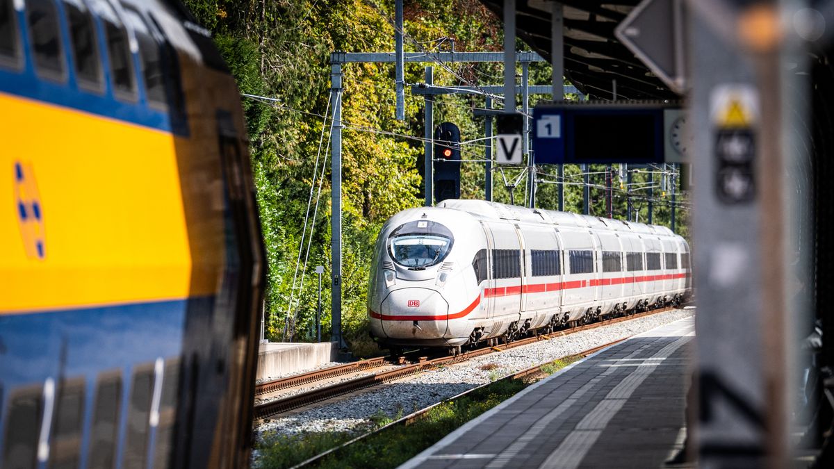 Vészhelyzet a vonaton. Polgárháborús övezet alakult ki egy szárnyvonalon 