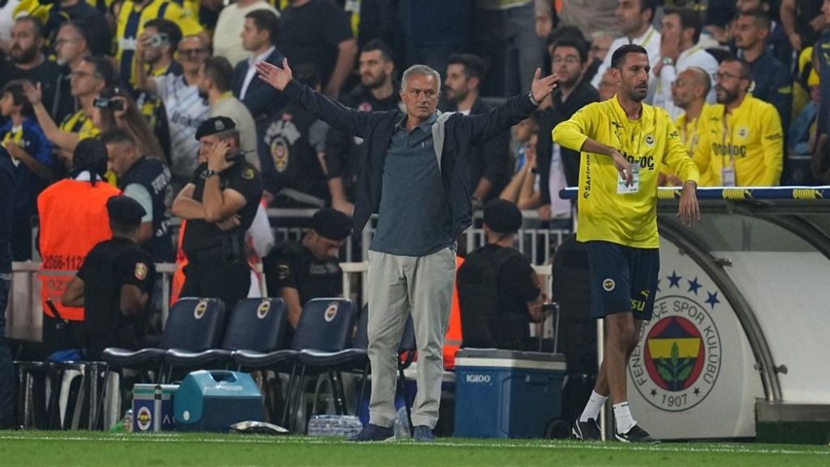 Mourinho máris megbánta Törökországot, újra Angliában köthet ki