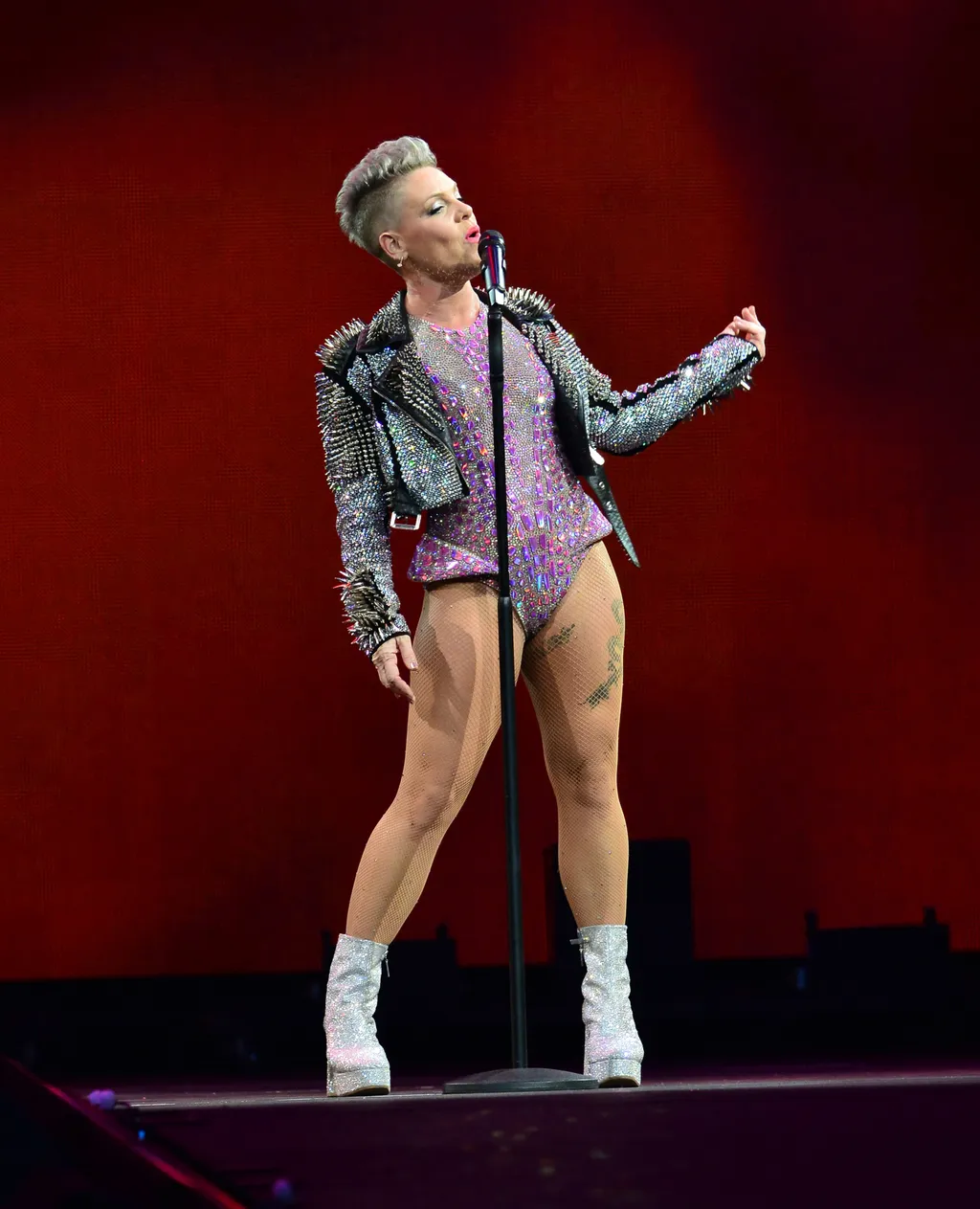 Pink: Trustfall Tour