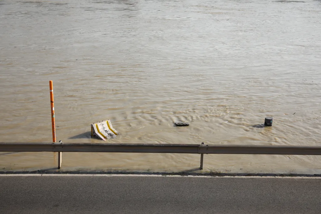  Budai rakpart egészen a Római partig