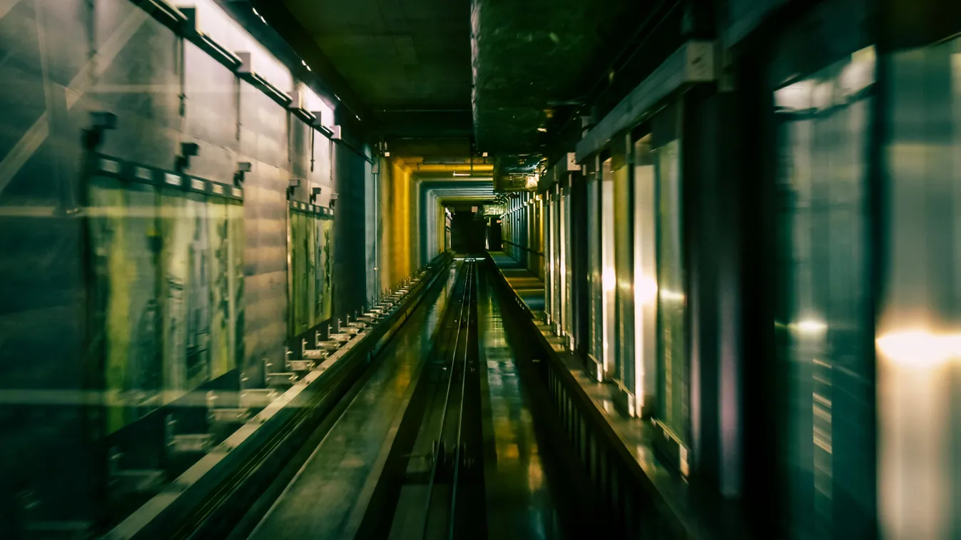 Rémült férje szeme láttára zuhant a halálba a feleség