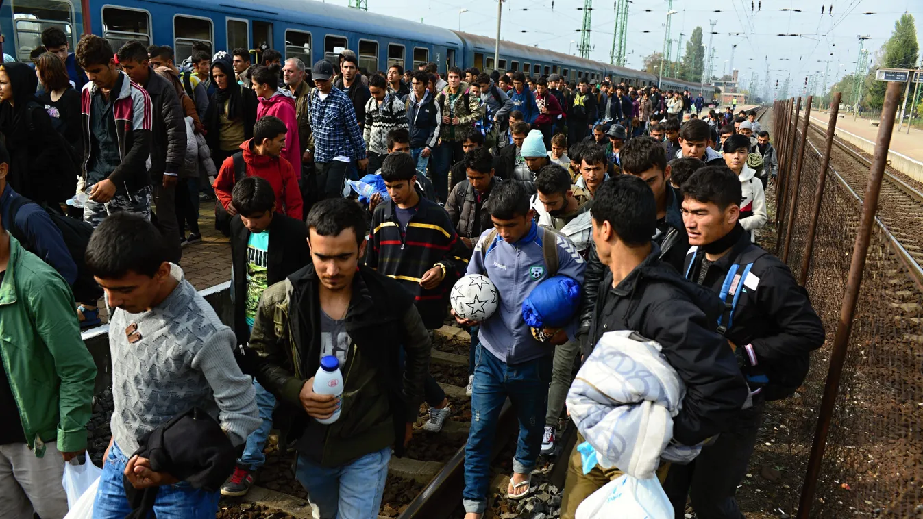 Menczer Tamás: Ha az Európai Unió azt akarja, hogy beengedjük a migránsokat, mi felrakjuk a buszra, és elvisszük ajándékba őket!