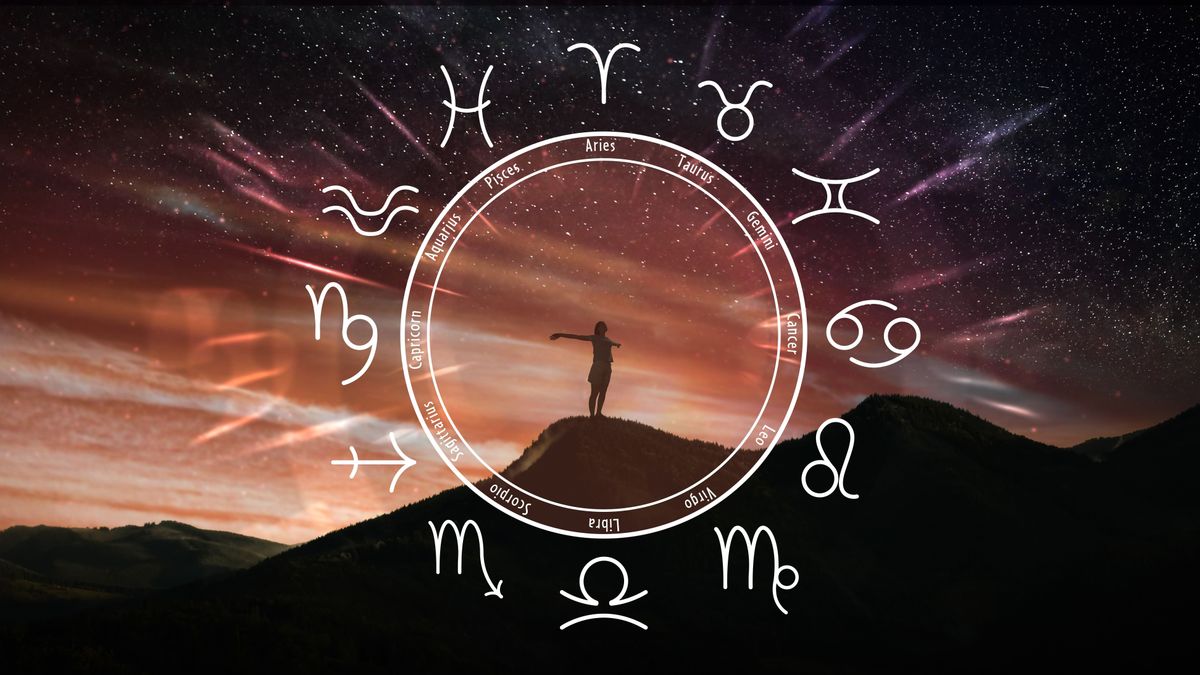 Zodiac,Wheel,And,Photo,Of,Woman,In,Mountains,Under,Starry