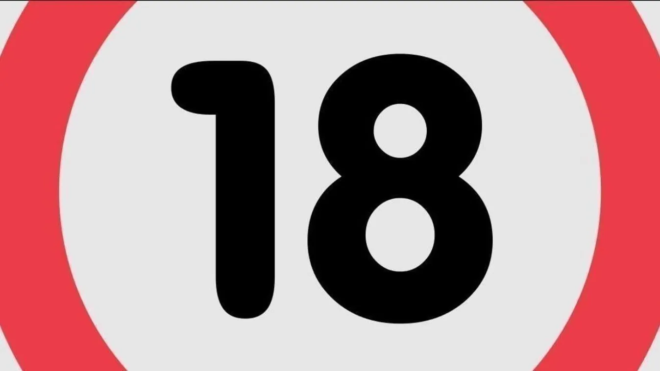 Egy szál tangában pózol a tükörben az érzéki kebelcsoda