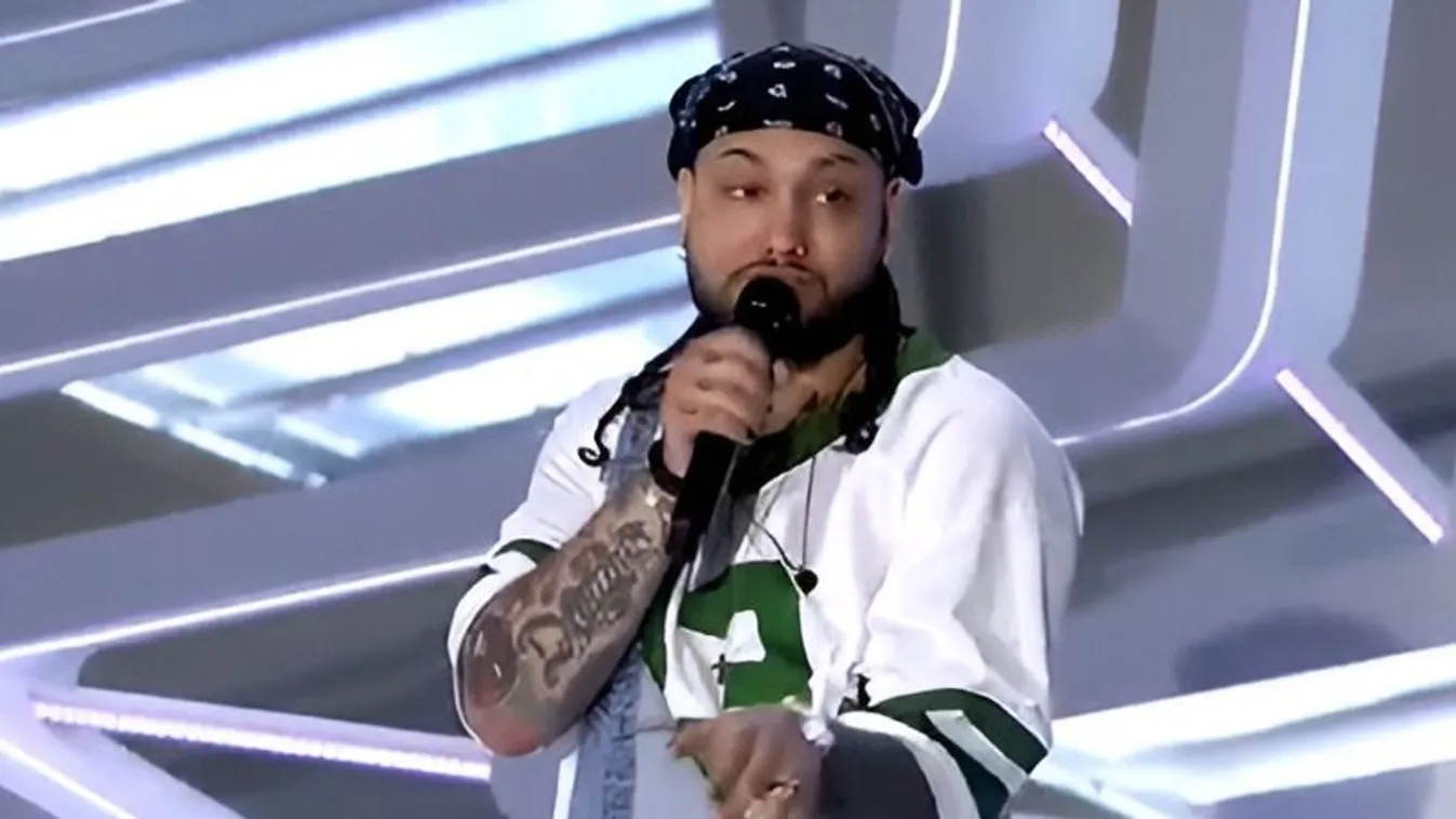 T. Danny zenésze is kipróbálta magát