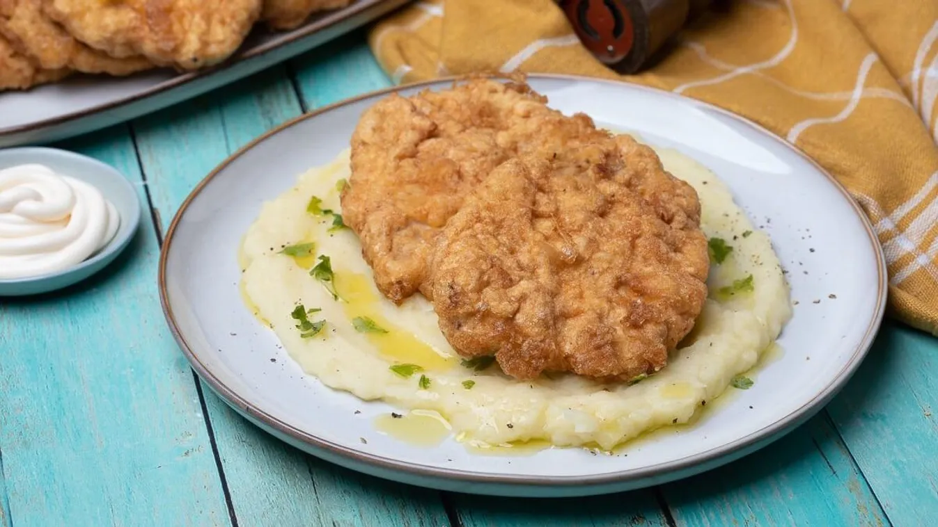 Megújult a rántott hús, magyaros lett a panír