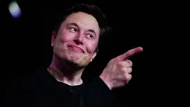 Elon Musk jó ötletnek tartja a migránsok Brüsszelbe buszoztatását