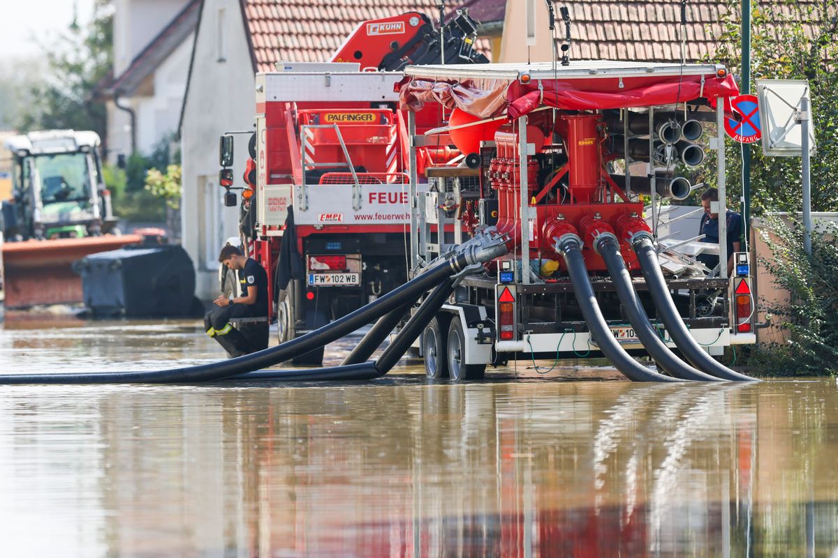 Árvízkatasztrófa Floods in Austria