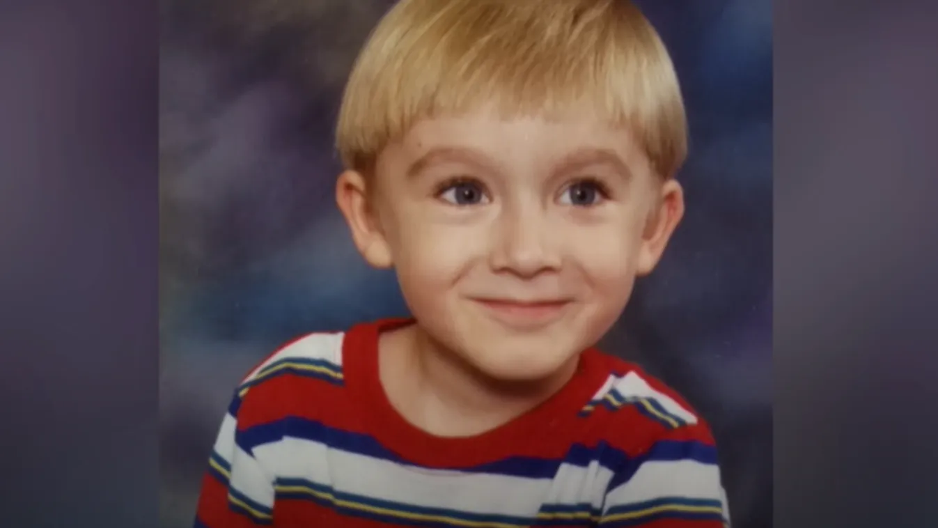 Egy kisfiú állítja, hogy meghalt a Titanicon