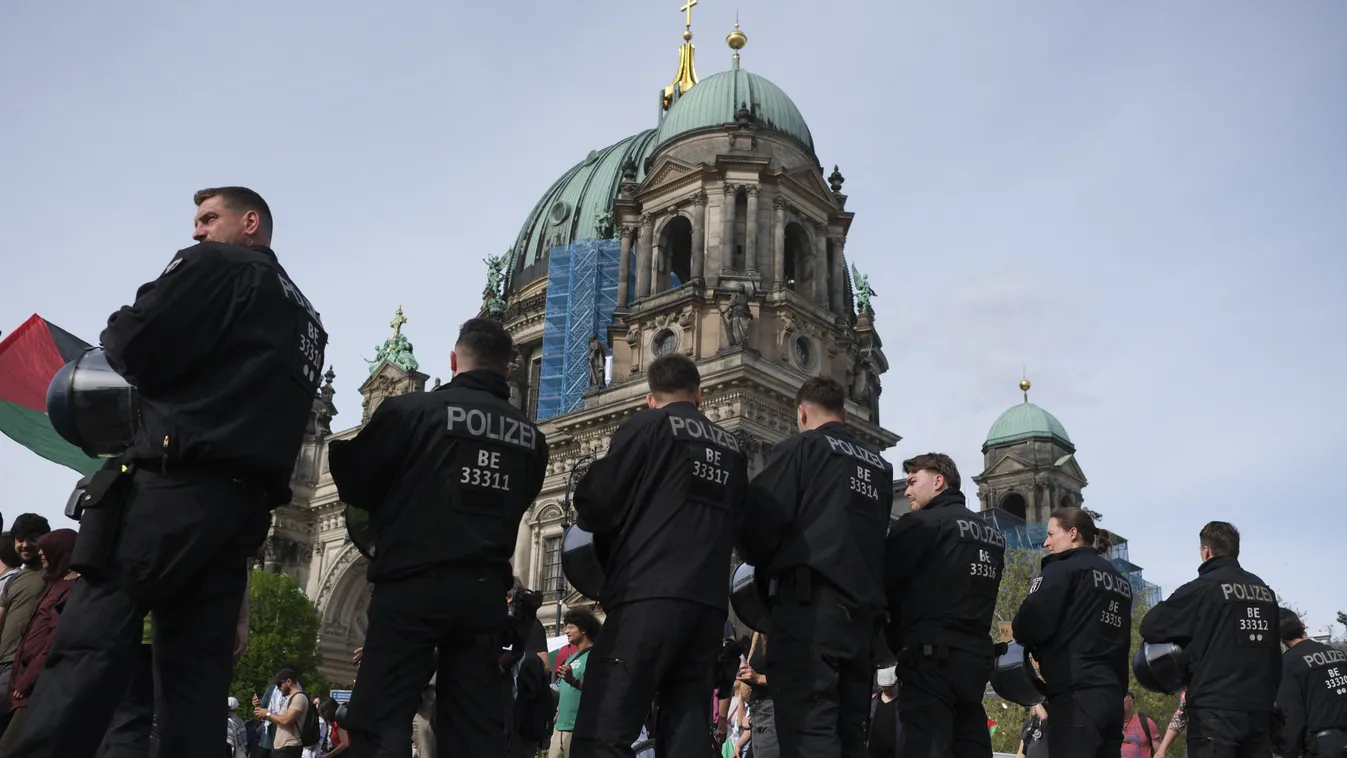 Németországban a rendőrök célponttá váltak