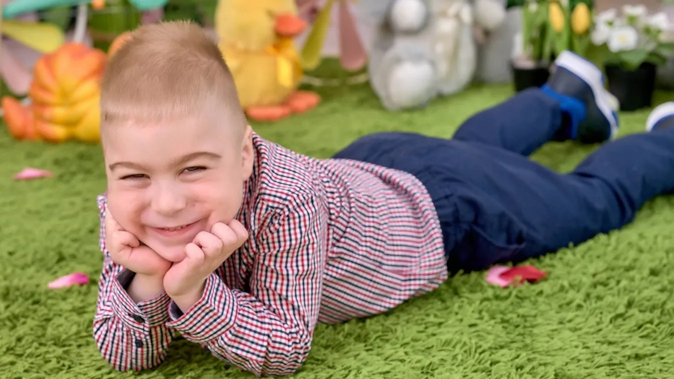 Csak a méregdrága kezelés mentheti meg Márkot