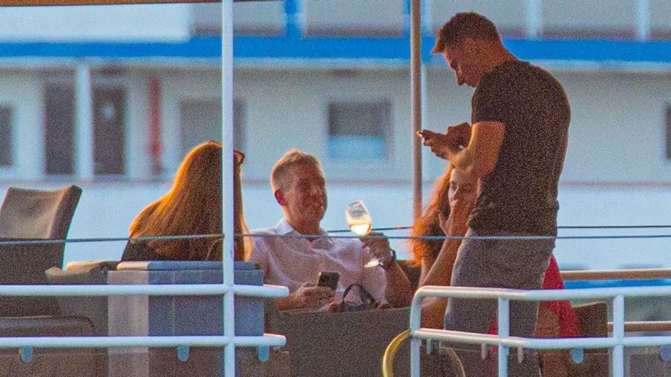 Magyar Péter öt héten át munka nélkül vette fel a fizetését