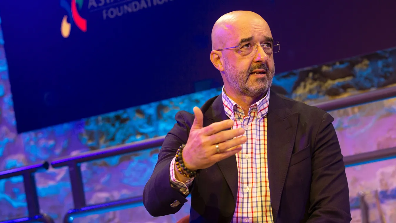 Az uniós csúcson frontálisan támadták a magyar szuverenitást