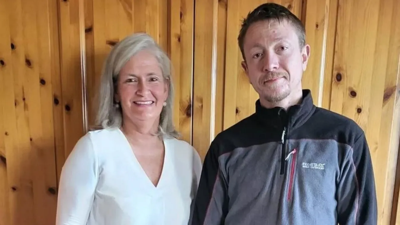 Édesanyja veséje mentette meg a fiatal férfi életét