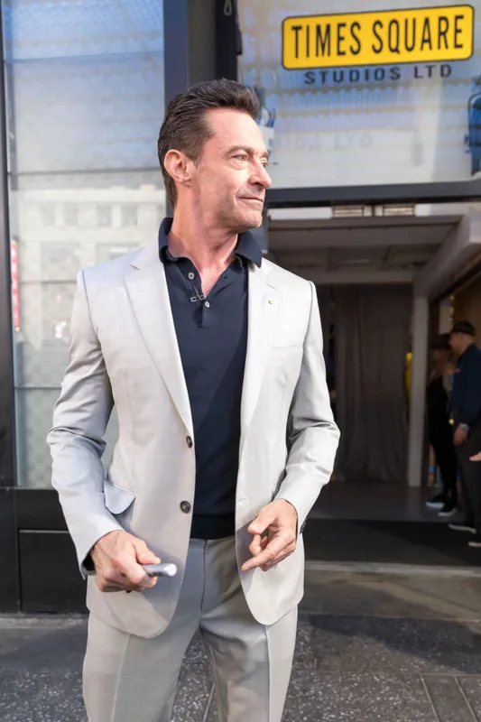 Galéria - Macsó férfiak szakállal és nélküle szakállvágó RIPOST - Adrián