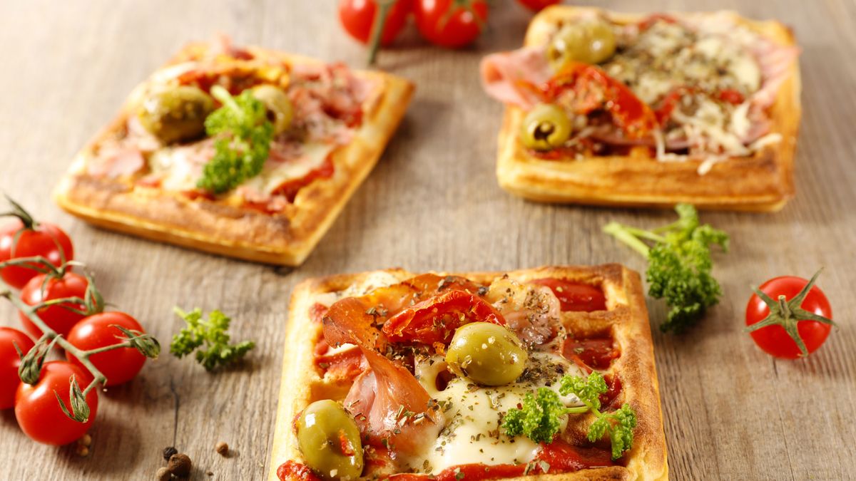 Imádni fogja az egész család: így készül a pizza gofri