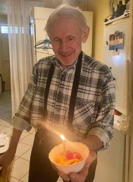 eltűnt katonatiszt
Pál 
Unoka