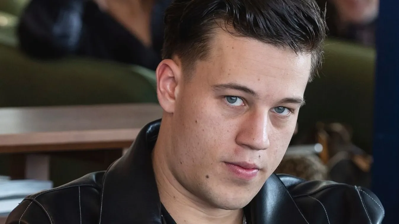 T. Danny válaszolt a bírálóinak