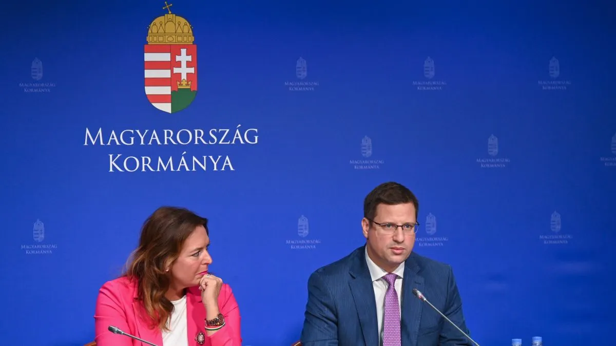 GULYÁS Gergely; VITÁLYOS Eszter