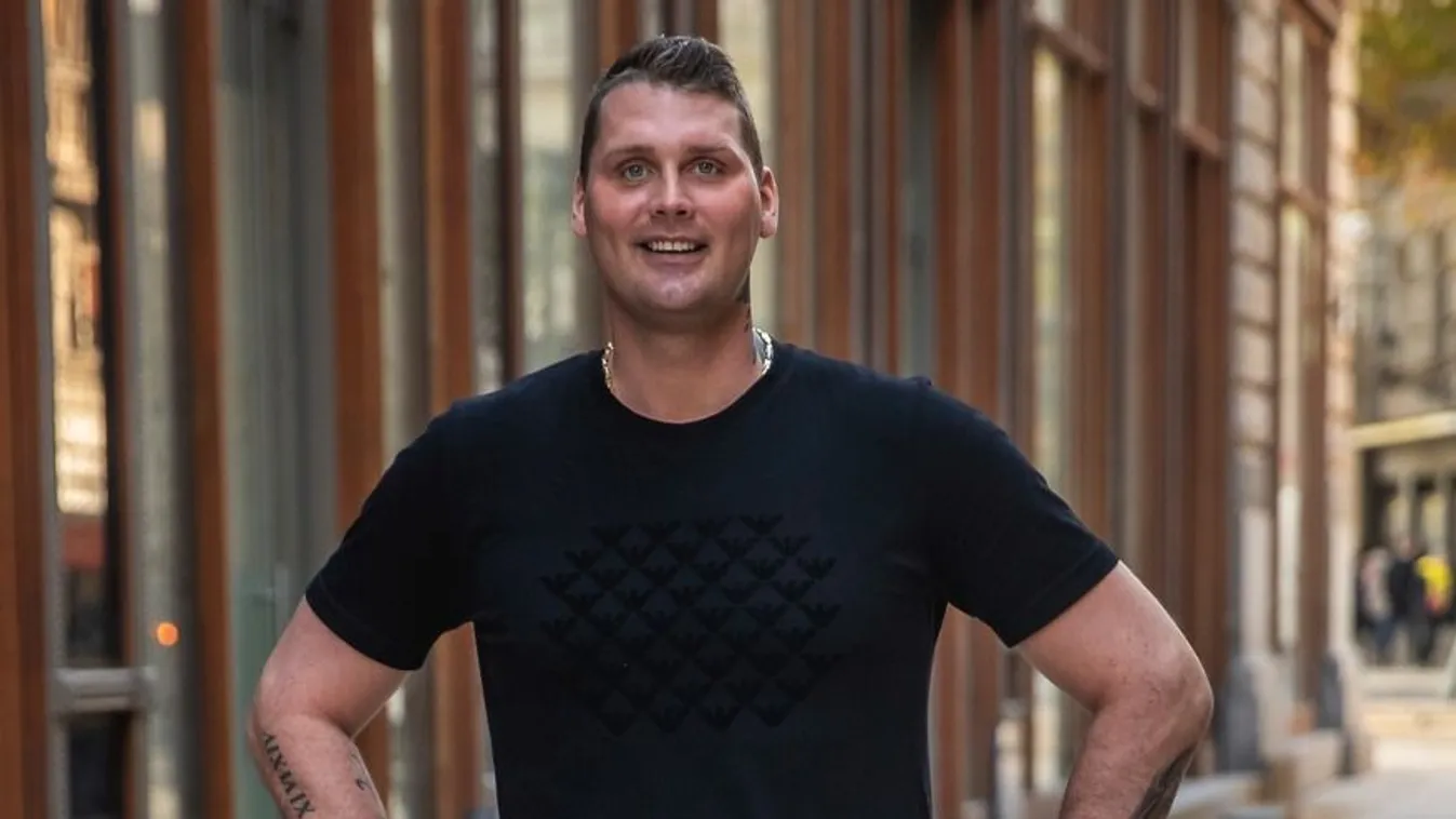 Szívszorító fotón Dudás Miki kómában lévő édesapja