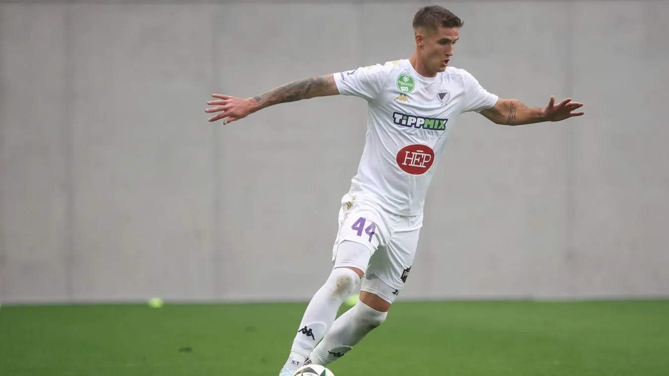 Máris leléphet a süllyedő hajóról Rossi nagy felfedezettje