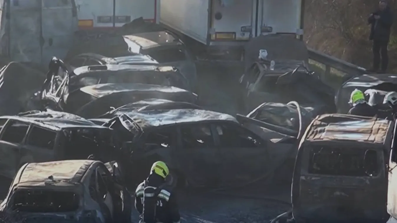 Halálos tömegkarambol az M1-esen: két gyanúsított van