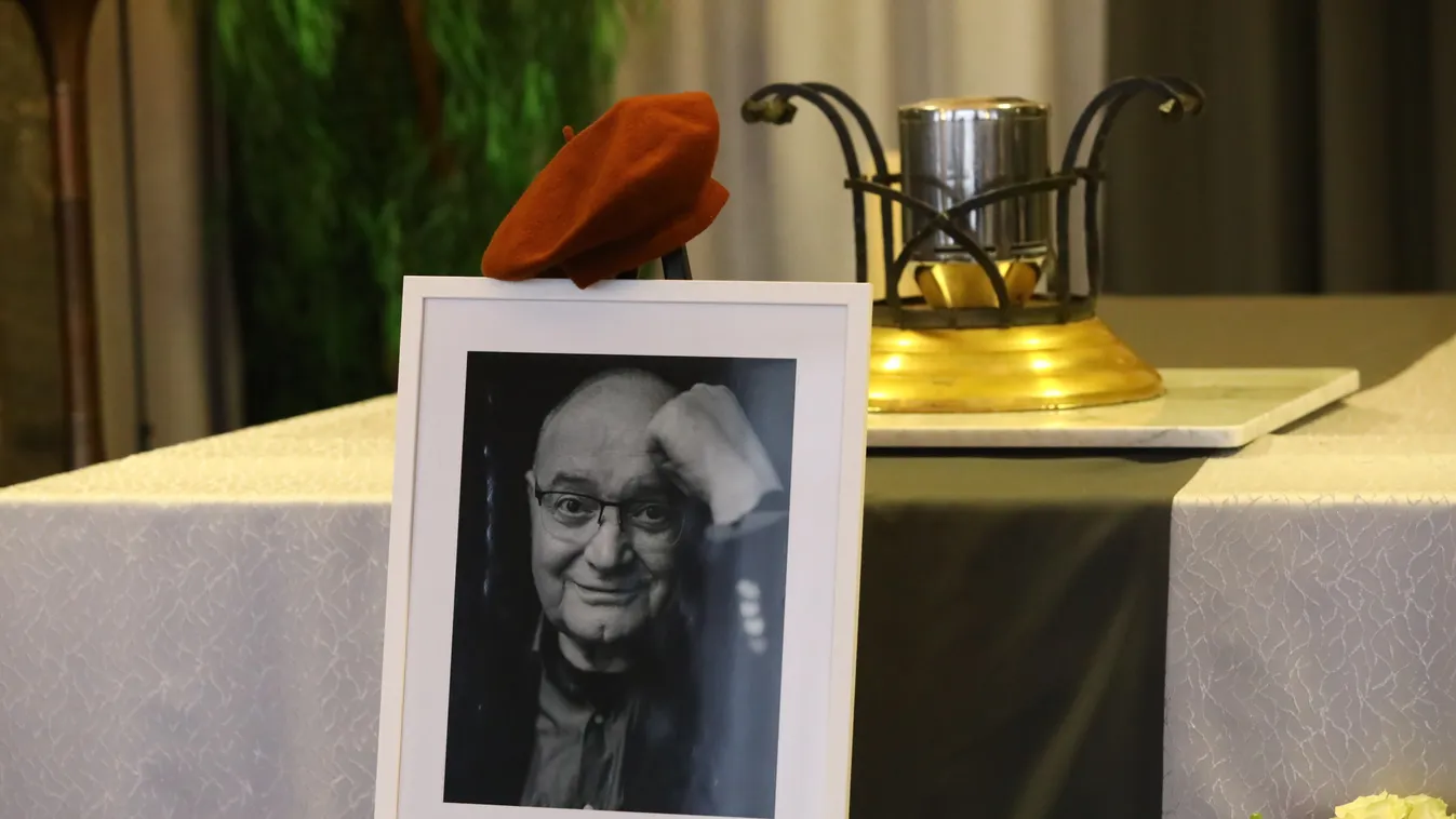 A búcsú pillanatai: ilyen volt Forgács Gábor temetése