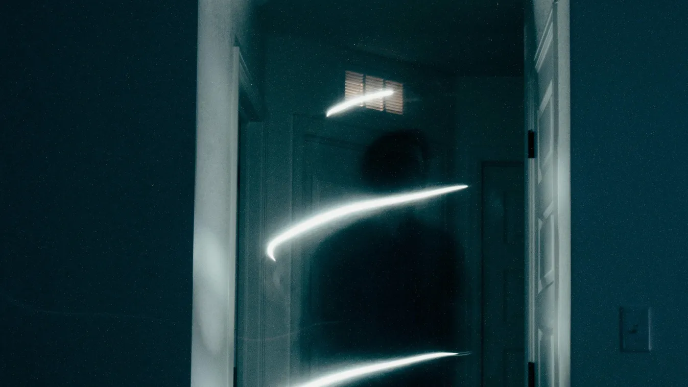 Elhunytak energiáit érzékeli Béla