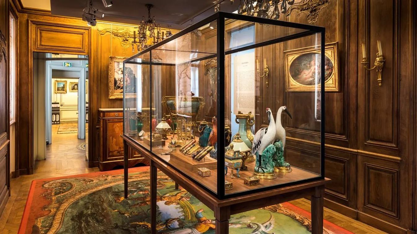 Baltával szétvertek és kifosztottak egy múzeumot Párizsban