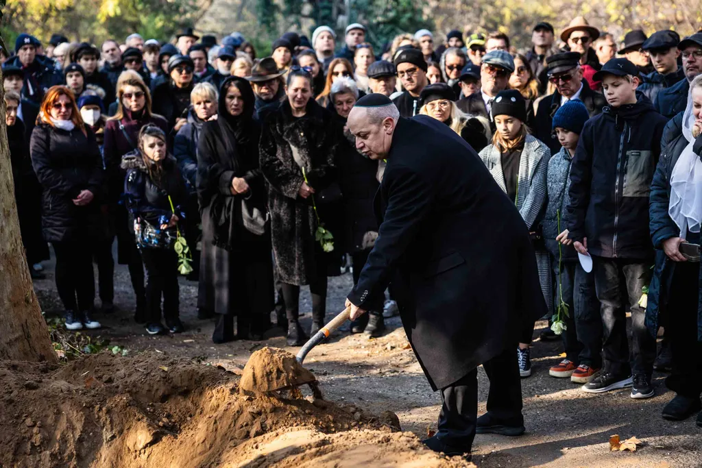 LB_241110_temetes_0032